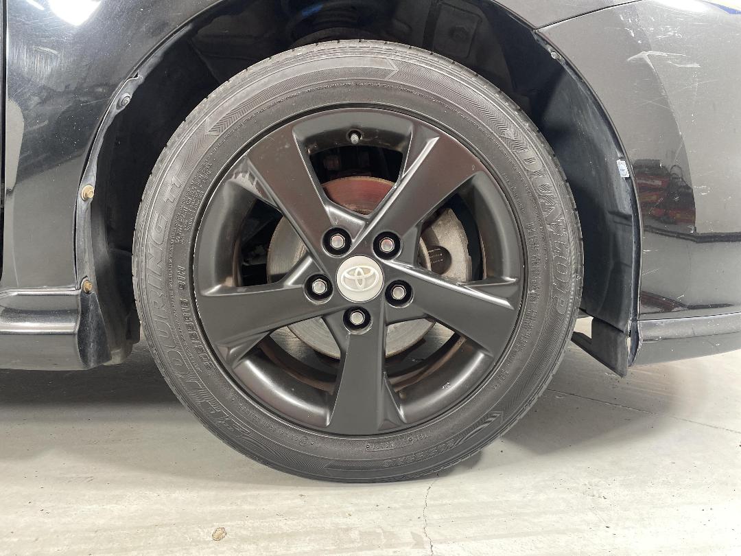 Photo '9' of Toyota Auris