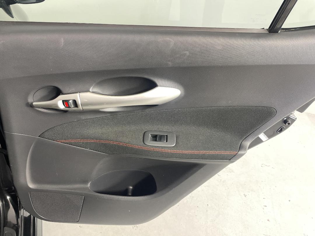 Photo '19' of Toyota Auris