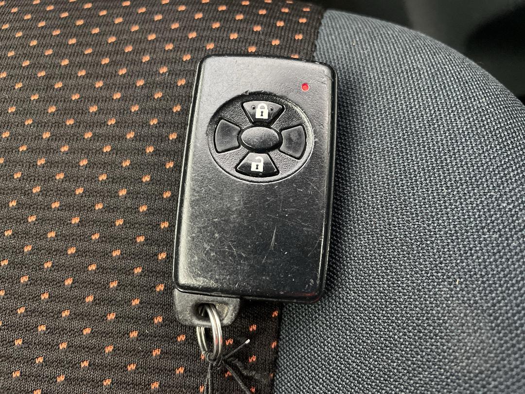 Photo '22' of Toyota Auris