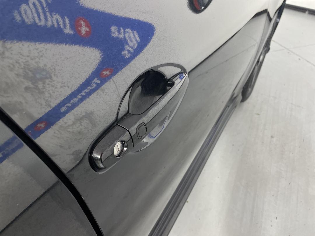 Photo '25' of Toyota Auris