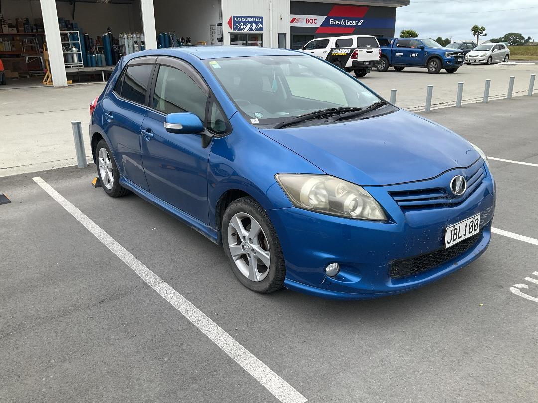 Photo '9' of Toyota Auris