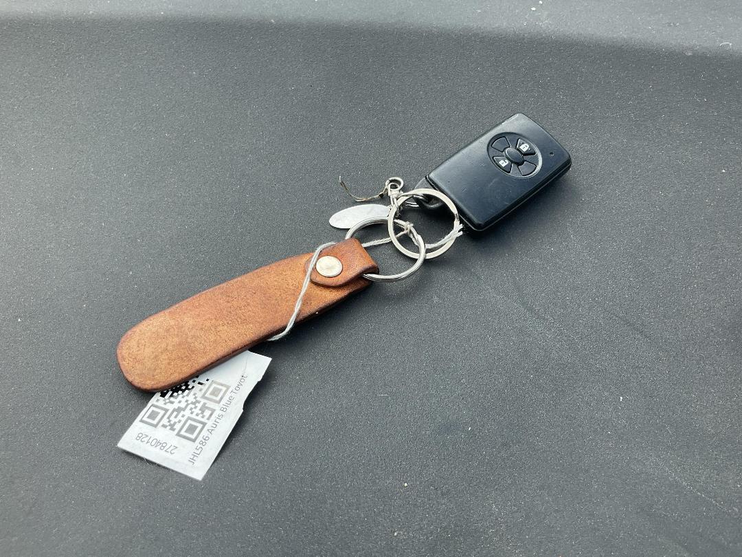 Photo '7' of Toyota Auris