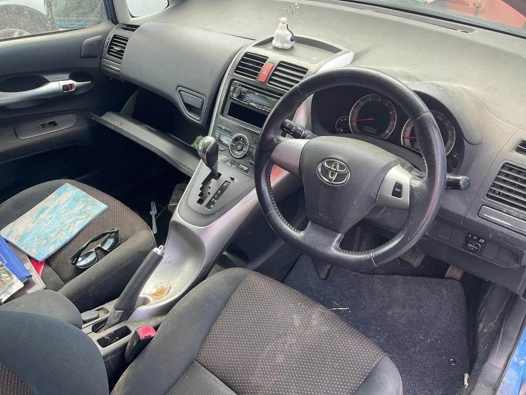 Photo '5' of Toyota Auris