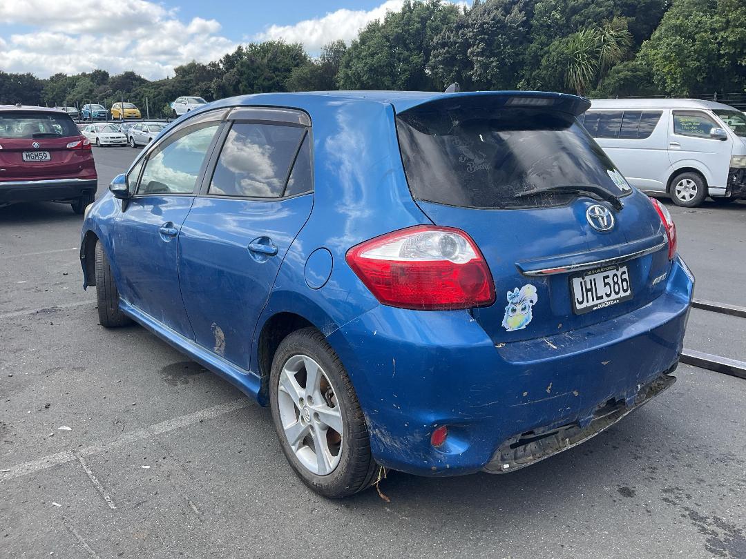 Photo '3' of Toyota Auris