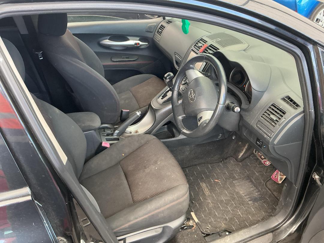 Photo '19' of Toyota Auris