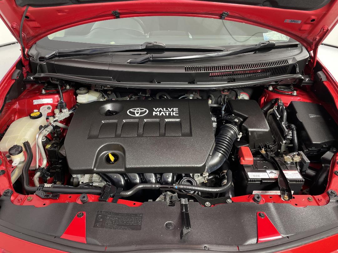 Photo '13' of Toyota Auris