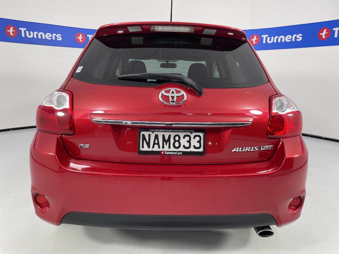 Photo '6' of Toyota Auris