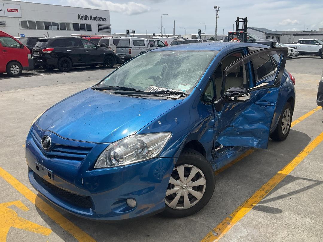 Photo '3' of Toyota Auris