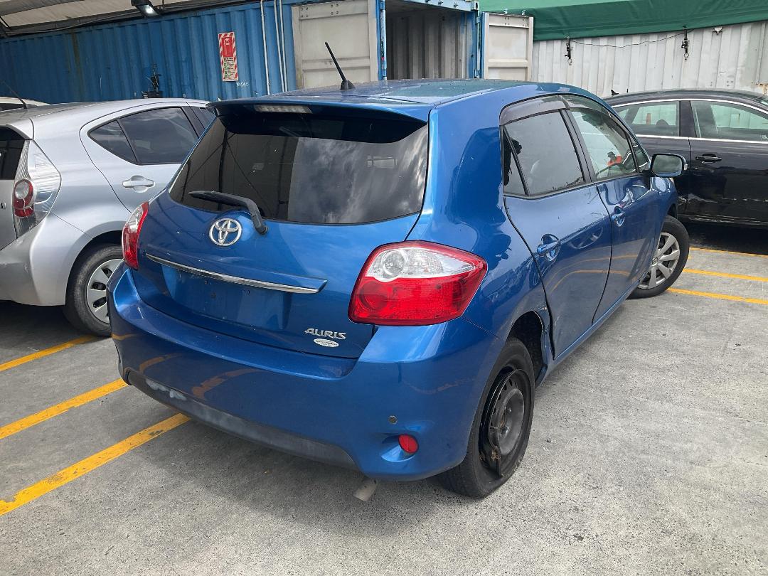 Photo '6' of Toyota Auris