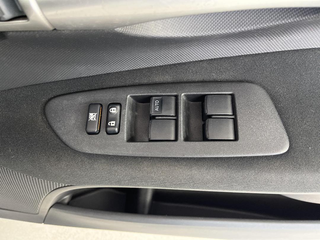 Photo '23' of Toyota Auris