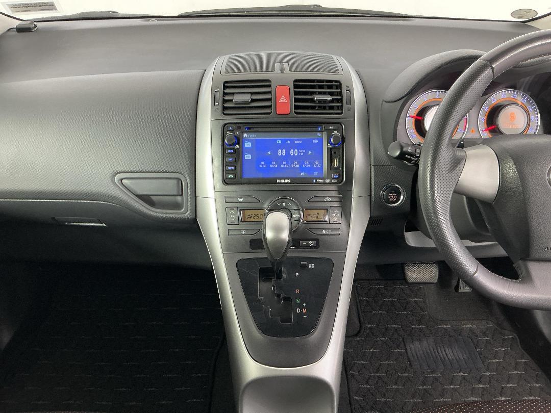 Photo '18' of Toyota Auris Photo '18' of Toyota Auris