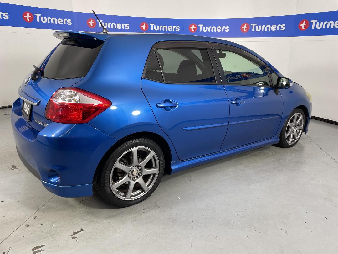 Photo '7' of Toyota Auris