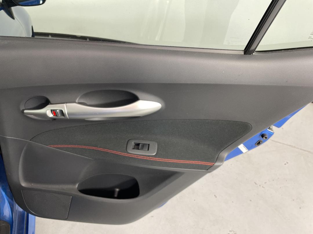 Photo '19' of Toyota Auris