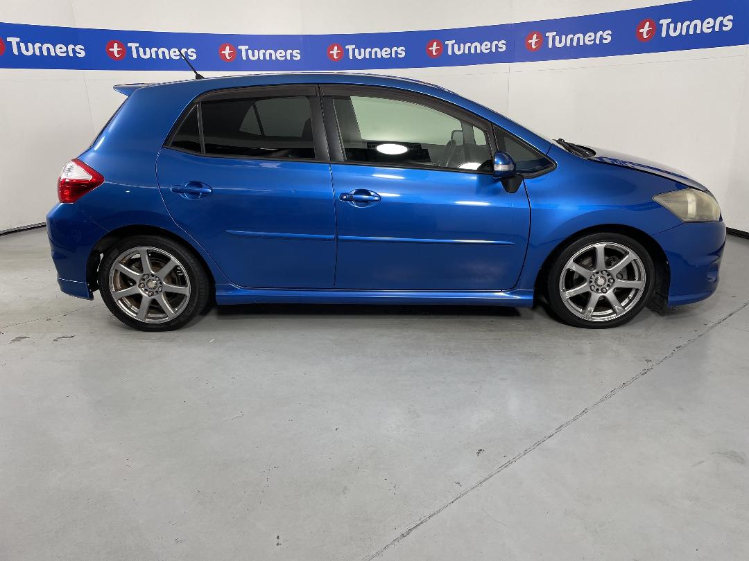 Photo '23' of Toyota Auris