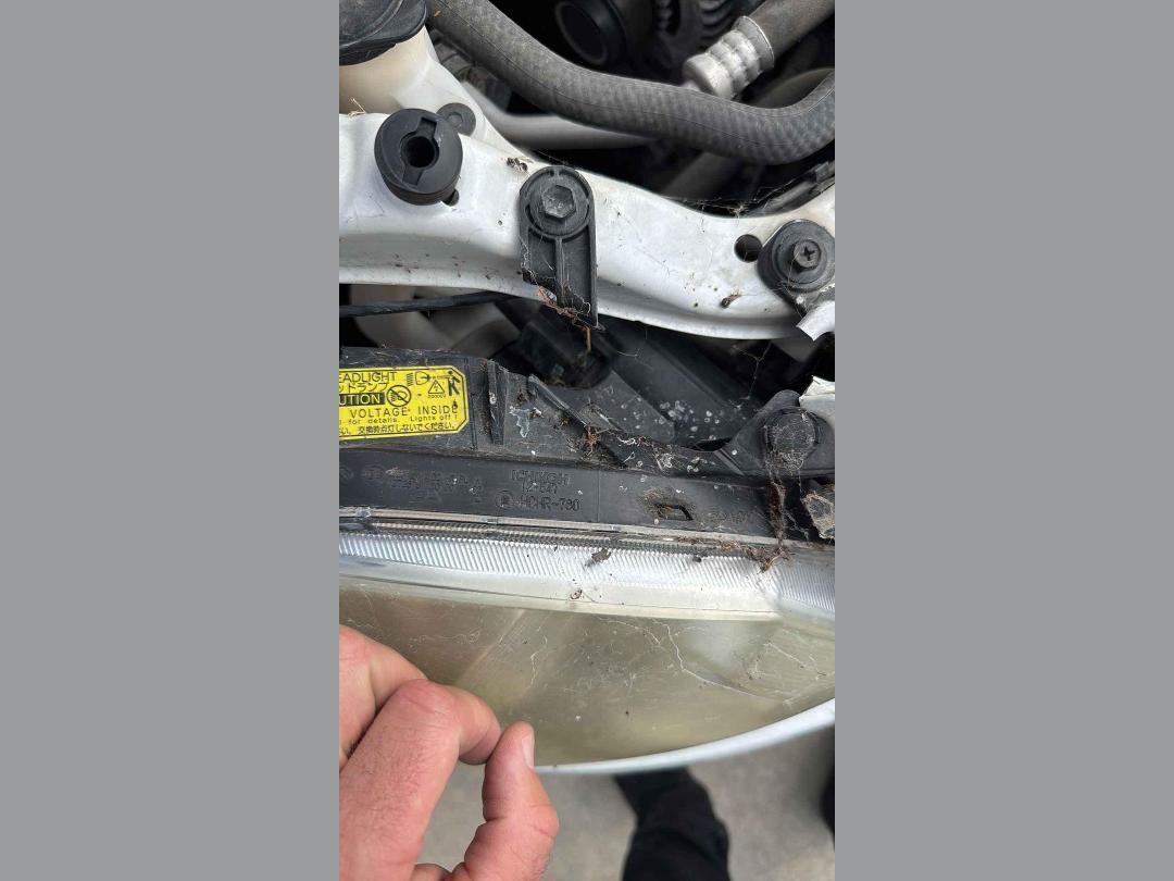 Photo '13' of Toyota Auris