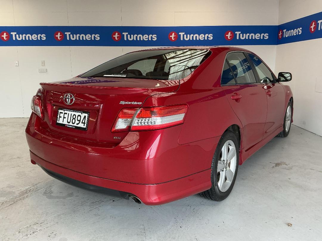 Photo '7' of Toyota Camry