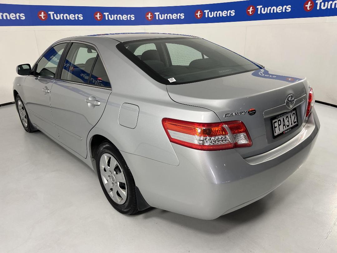 Photo '5' of Toyota Camry