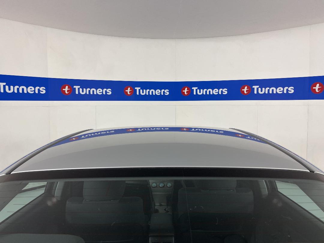 Photo '27' of Toyota Camry