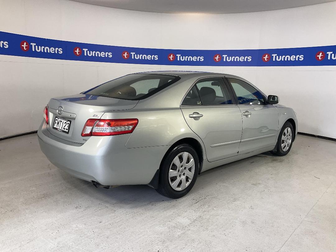 Photo '7' of Toyota Camry Photo '7' of Toyota Camry