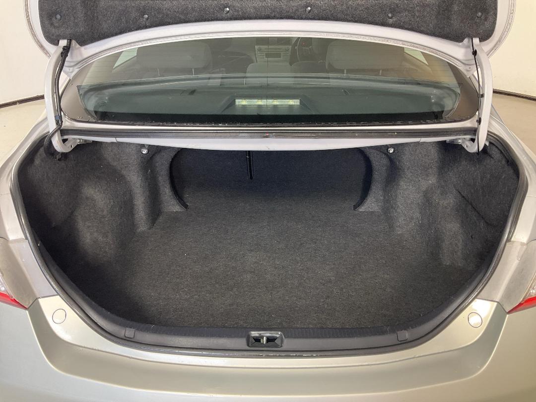 Photo '14' of Toyota Camry Photo '14' of Toyota Camry