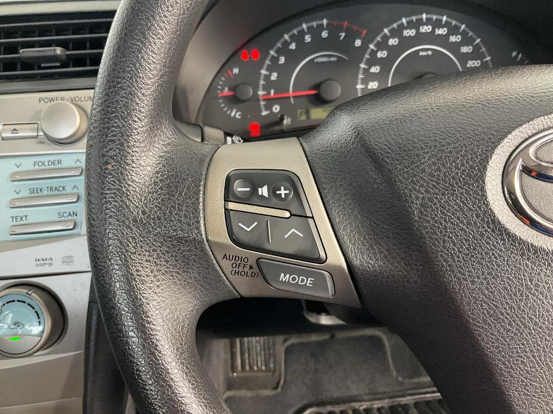 Photo '26' of Toyota Camry Photo '26' of Toyota Camry