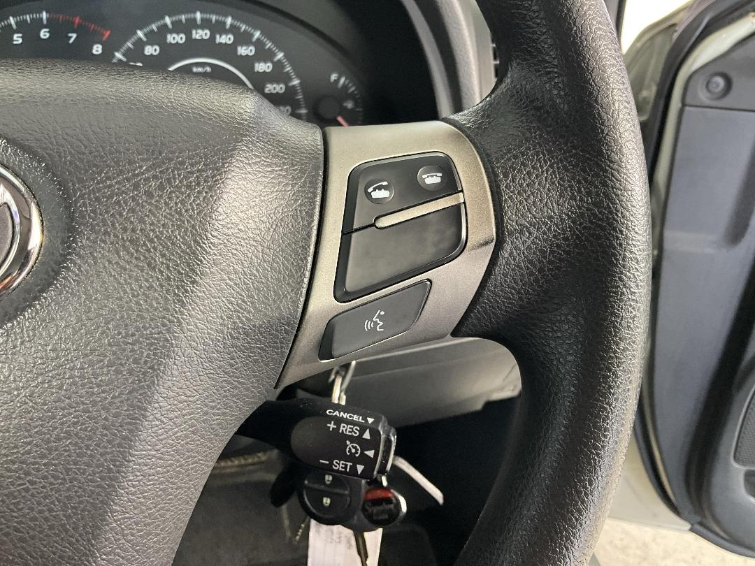 Photo '27' of Toyota Camry Photo '27' of Toyota Camry