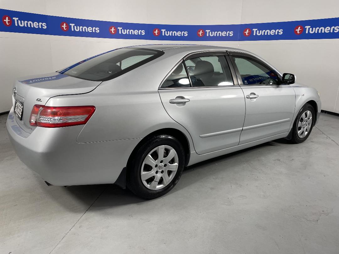 Photo '7' of Toyota Camry