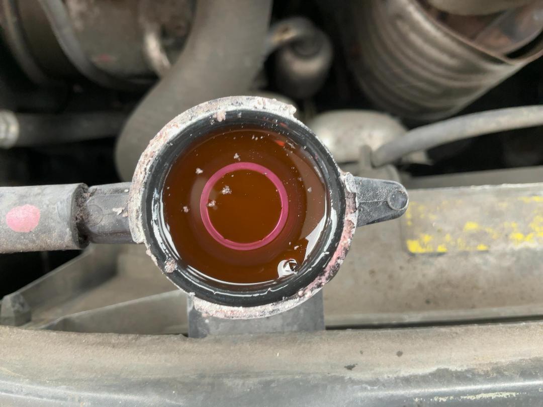 Photo '20' of Toyota Camry Sport