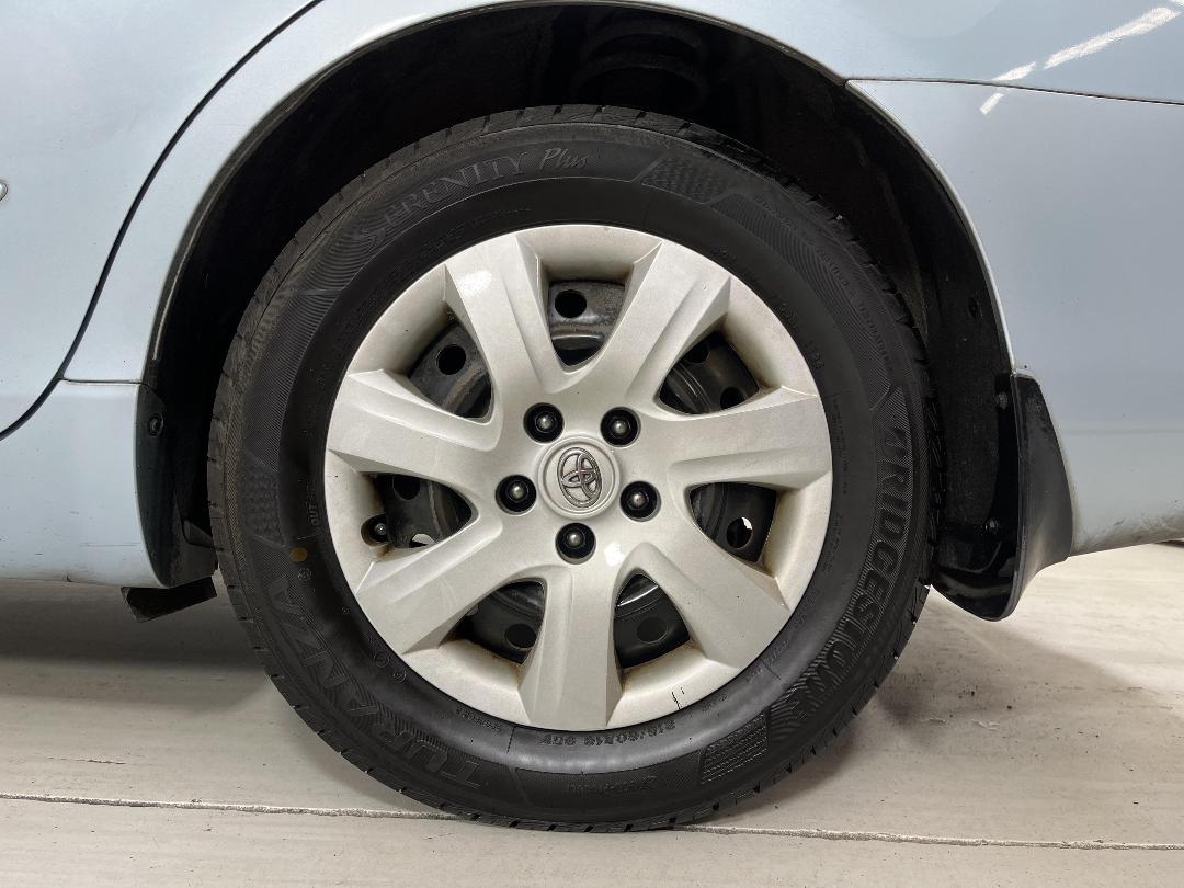 Photo '11' of Toyota Camry