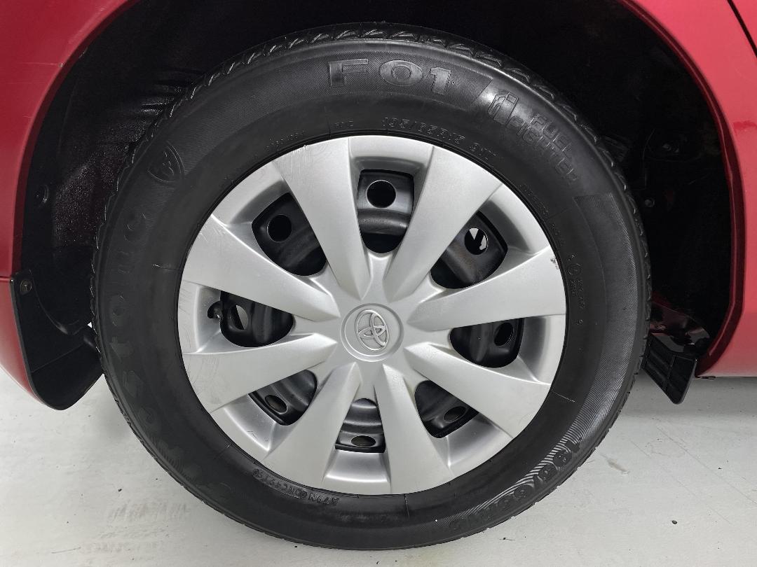 Photo '12' of Toyota Corolla