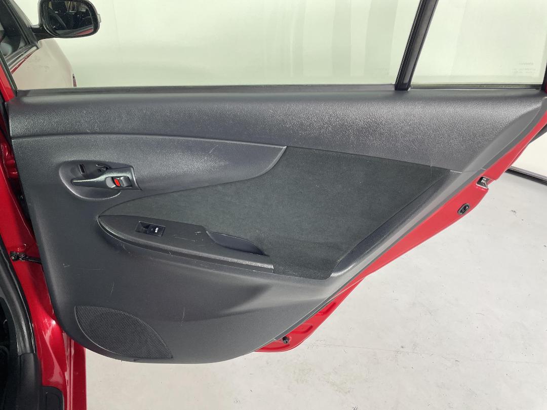 Photo '19' of Toyota Corolla