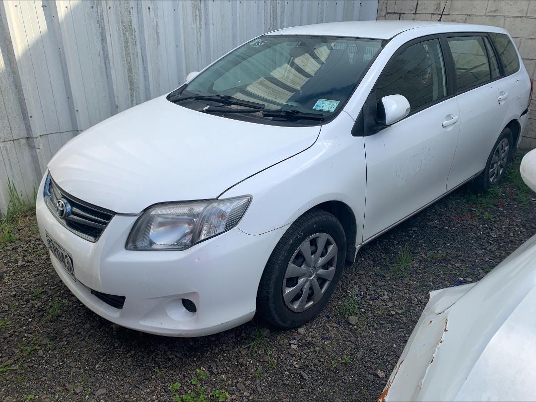 Photo '2' of Toyota Corolla GX Photo '2' of Toyota Corolla GX