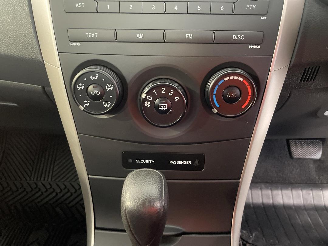 Photo '26' of Toyota Corolla