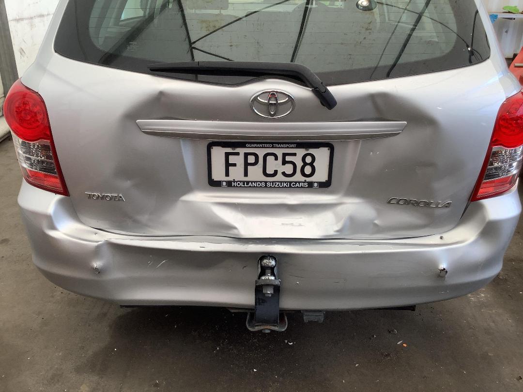 Photo '4' of Toyota Corolla GX Photo '4' of Toyota Corolla GX