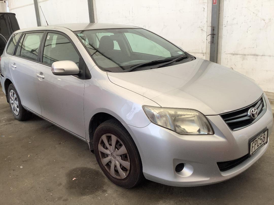 Photo '2' of Toyota Corolla GX Photo '2' of Toyota Corolla GX