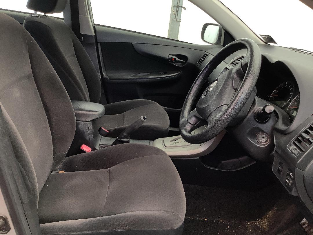 Photo '8' of Toyota Corolla GX Photo '8' of Toyota Corolla GX