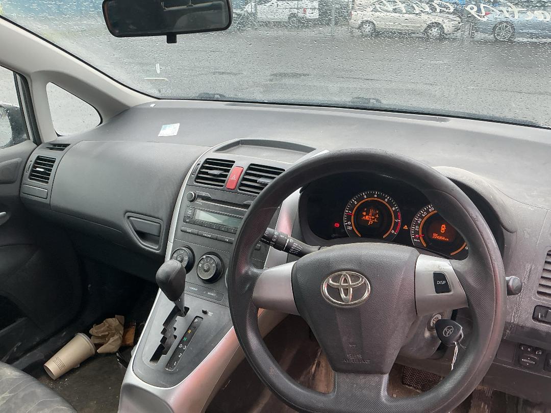 Photo '14' of Toyota Corolla GX Photo '14' of Toyota Corolla GX