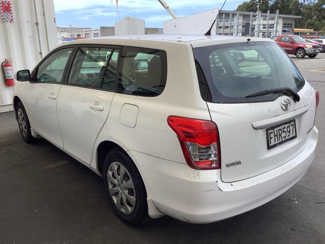 Photo '4' of Toyota Corolla GX Photo '4' of Toyota Corolla GX