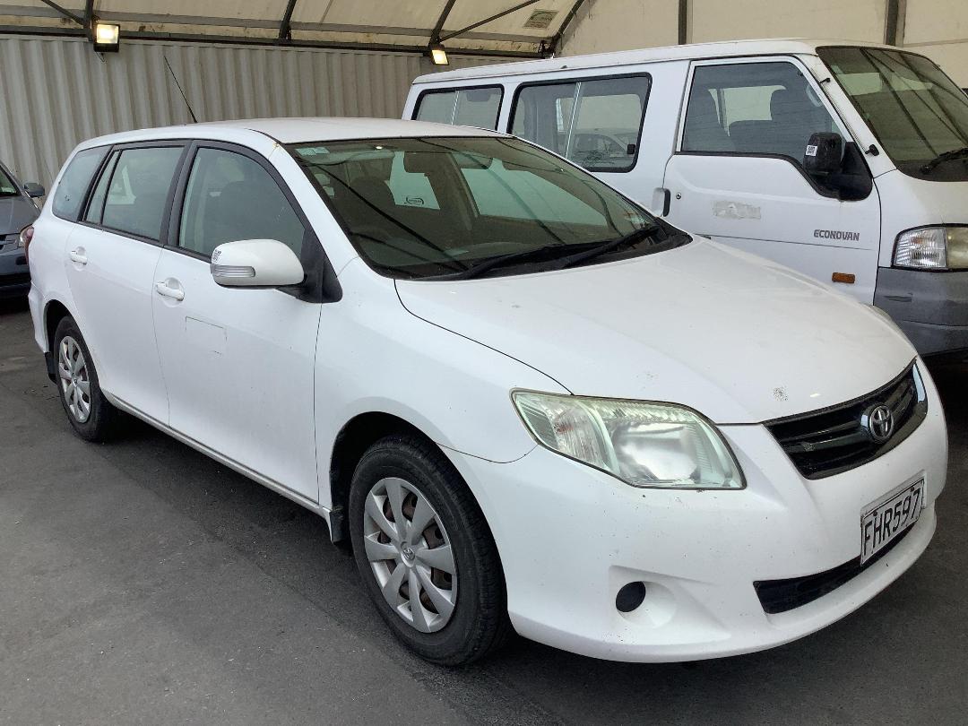 Photo '2' of Toyota Corolla GX Photo '2' of Toyota Corolla GX