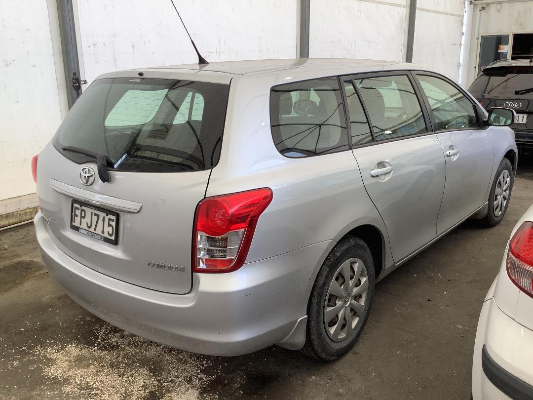 Photo '3' of Toyota Corolla GX Photo '3' of Toyota Corolla GX