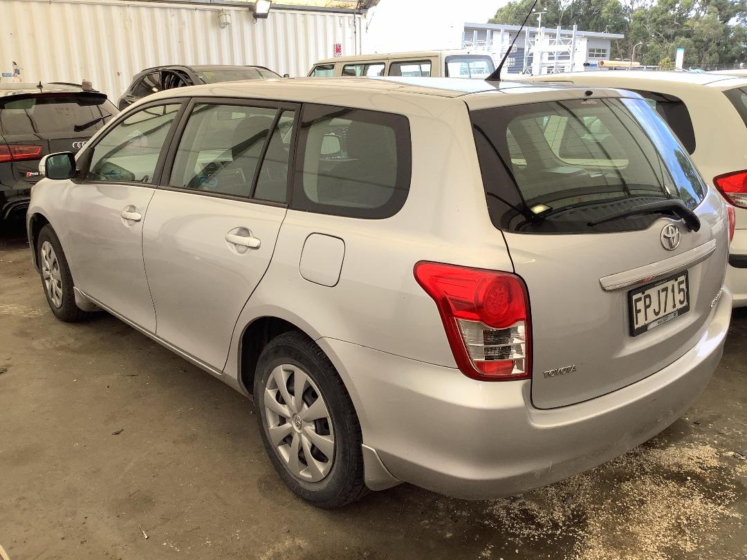 Photo '4' of Toyota Corolla GX Photo '4' of Toyota Corolla GX