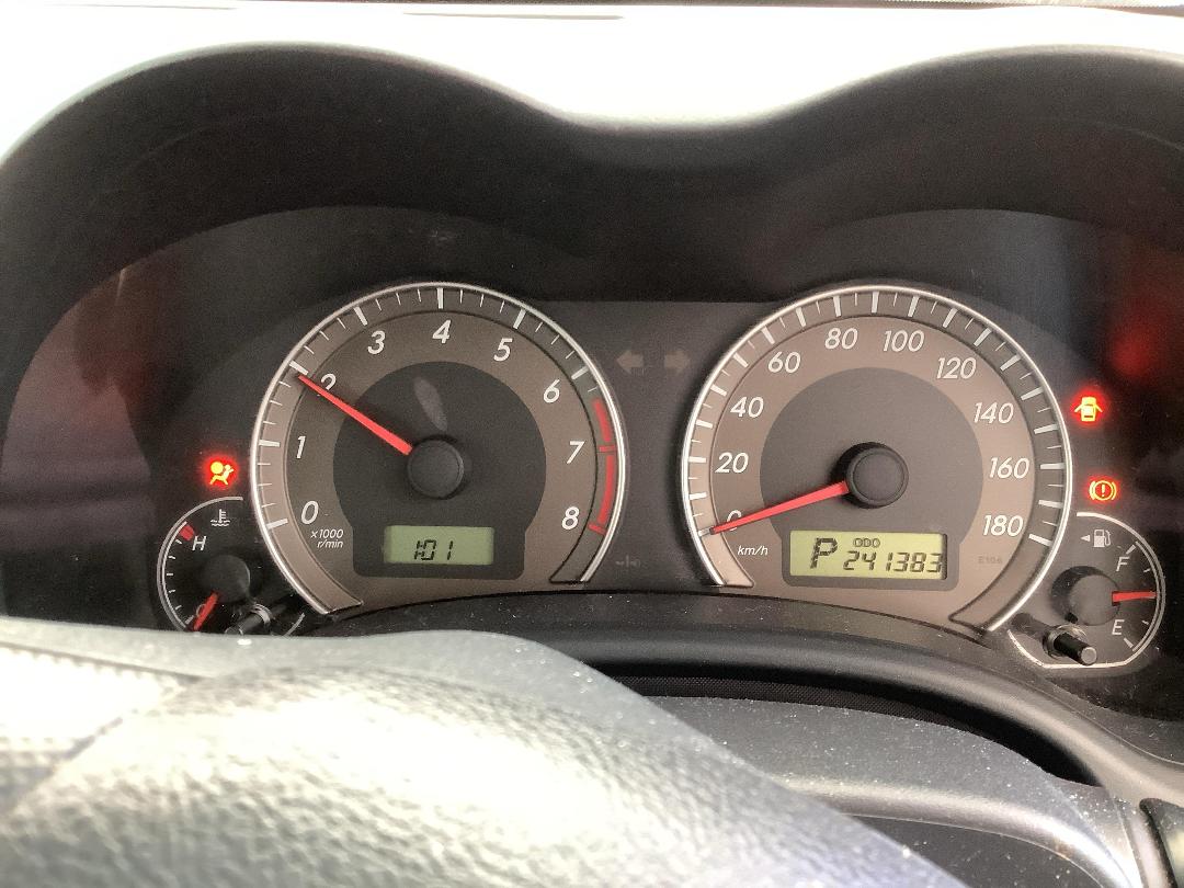 Photo '12' of Toyota Corolla GX Photo '12' of Toyota Corolla GX