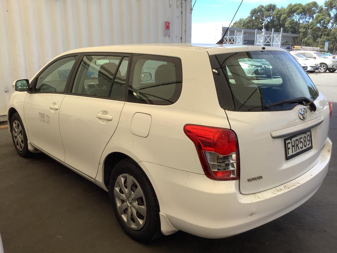 Photo '5' of Toyota Corolla GX Photo '5' of Toyota Corolla GX