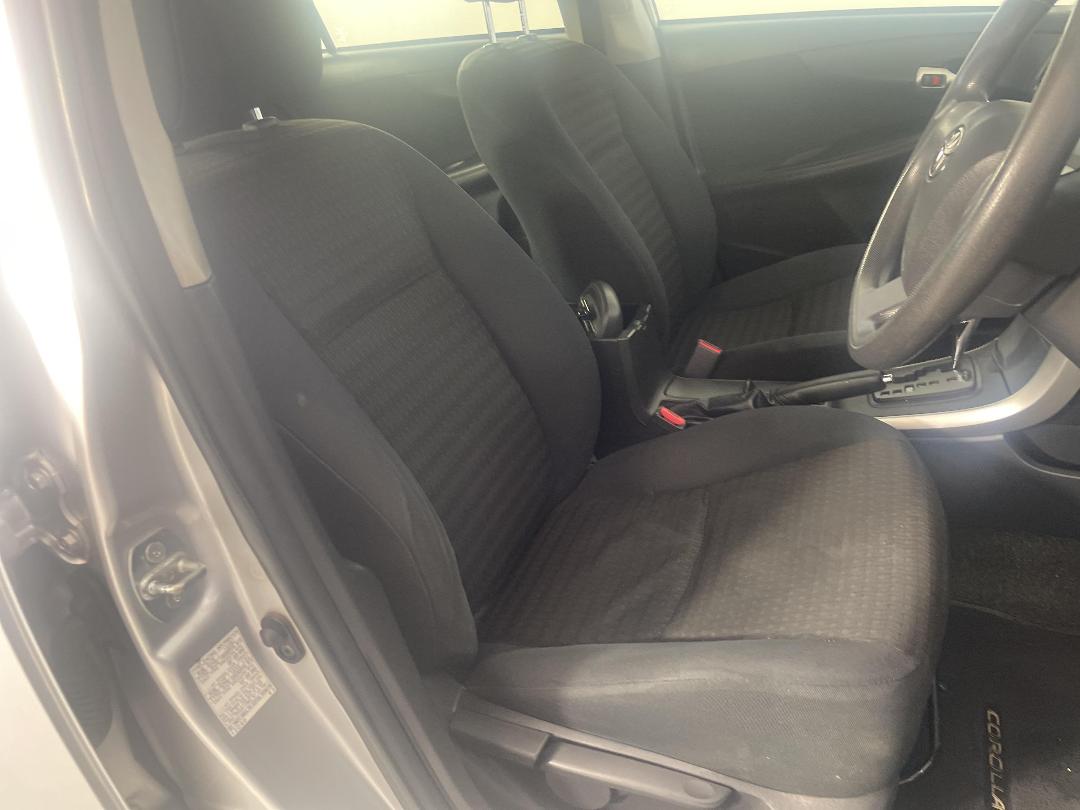 Photo '16' of Toyota Corolla