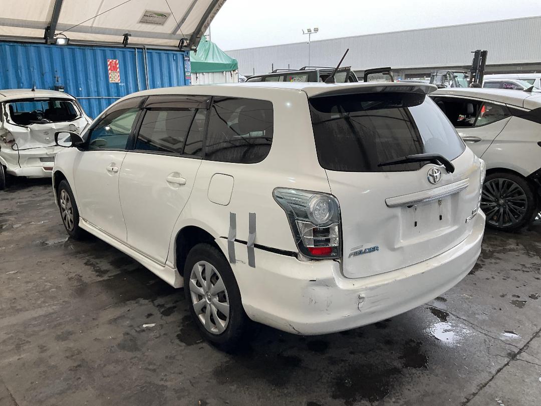 Photo '4' of Toyota Corolla Fielder Photo '4' of Toyota Corolla Fielder