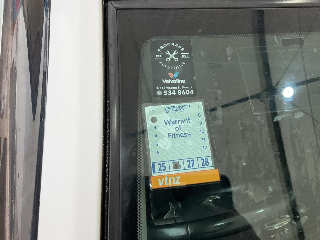 Photo '17' of Toyota Corolla Fielder Photo '17' of Toyota Corolla Fielder