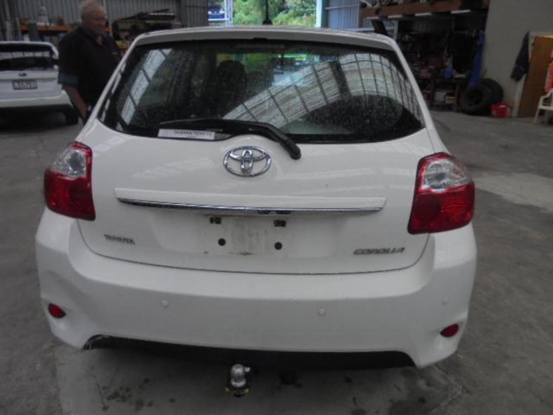 Photo '3' of Toyota Corolla GX Photo '3' of Toyota Corolla GX