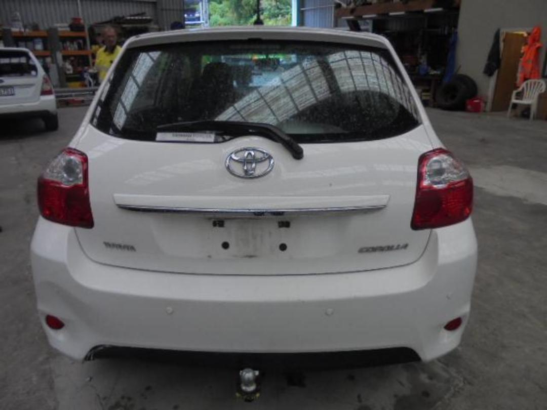 Photo '4' of Toyota Corolla GX Photo '4' of Toyota Corolla GX