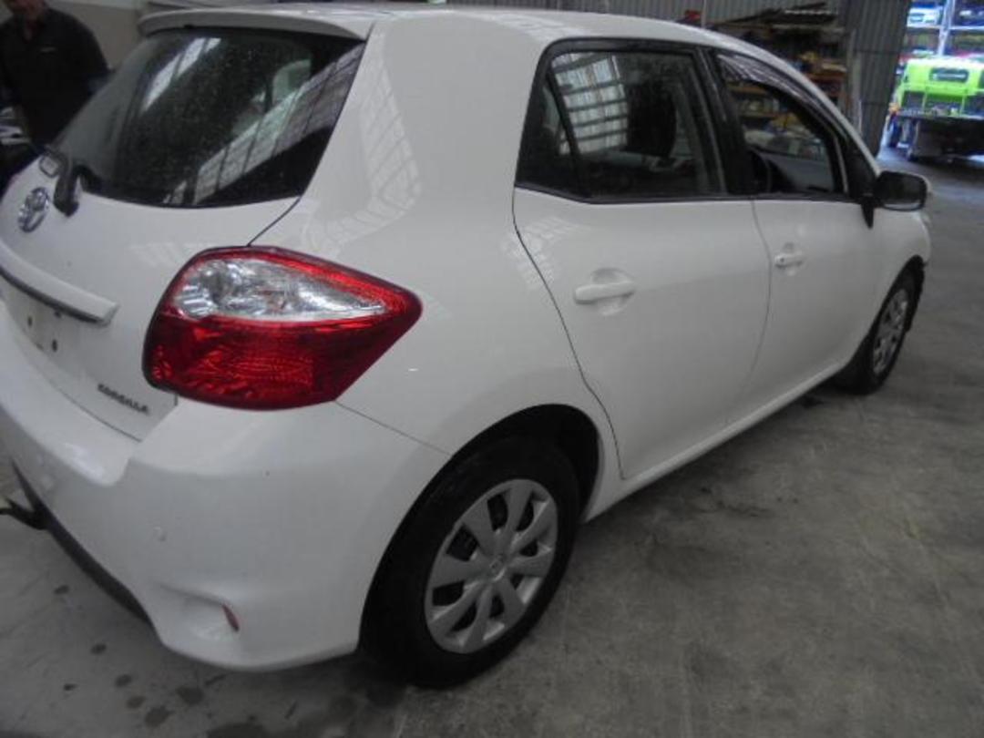 Photo '5' of Toyota Corolla GX Photo '5' of Toyota Corolla GX