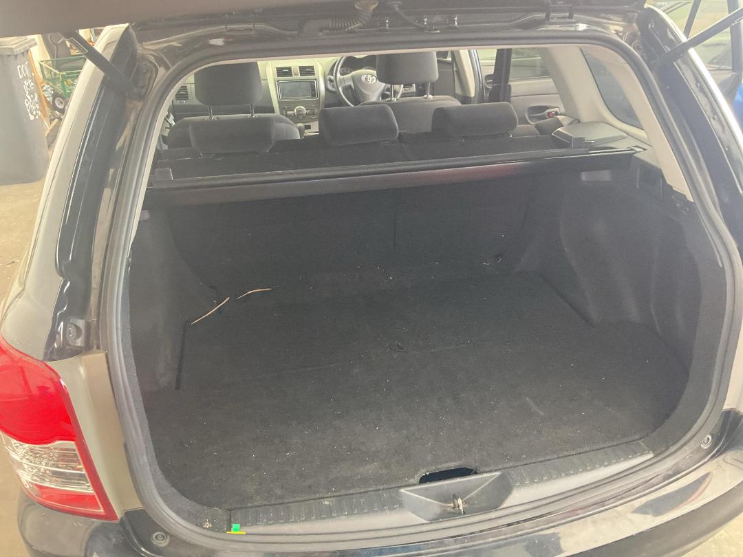 Photo '21' of Toyota Corolla Fielder